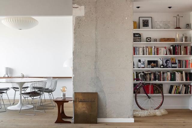 appartement parisien, immeuble moderne, terrasse, résidentiel, architecture intérieure, béton, Noyer Européen, parquet Chêne, granit noir, mobilier vintage, granit noir